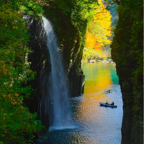 高千穂峡：神話が息づく渓谷