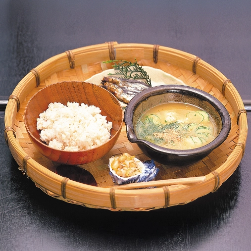 郷土料理：心ほぐれる、宮崎の味